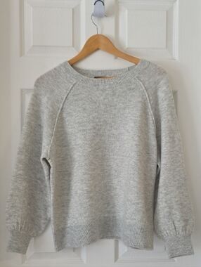 Vince Camuto Heather Gray Raglan Crewneck Sweater Size S Like New